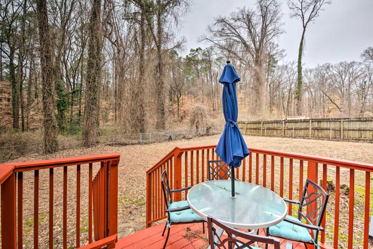 Atlanta Retreat With Deck In Greenbriar Area! Εξωτερικό φωτογραφία
