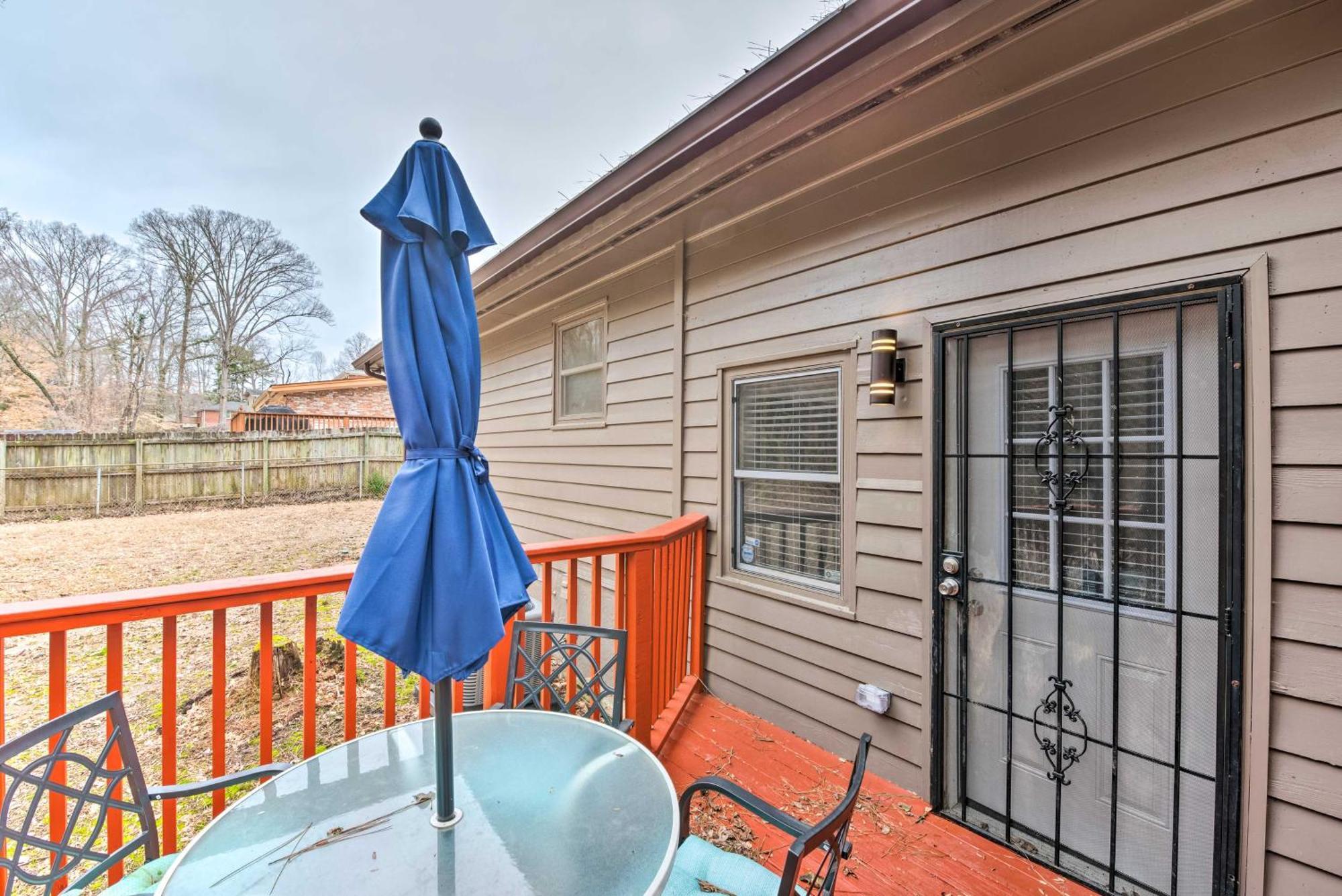 Atlanta Retreat With Deck In Greenbriar Area! Εξωτερικό φωτογραφία